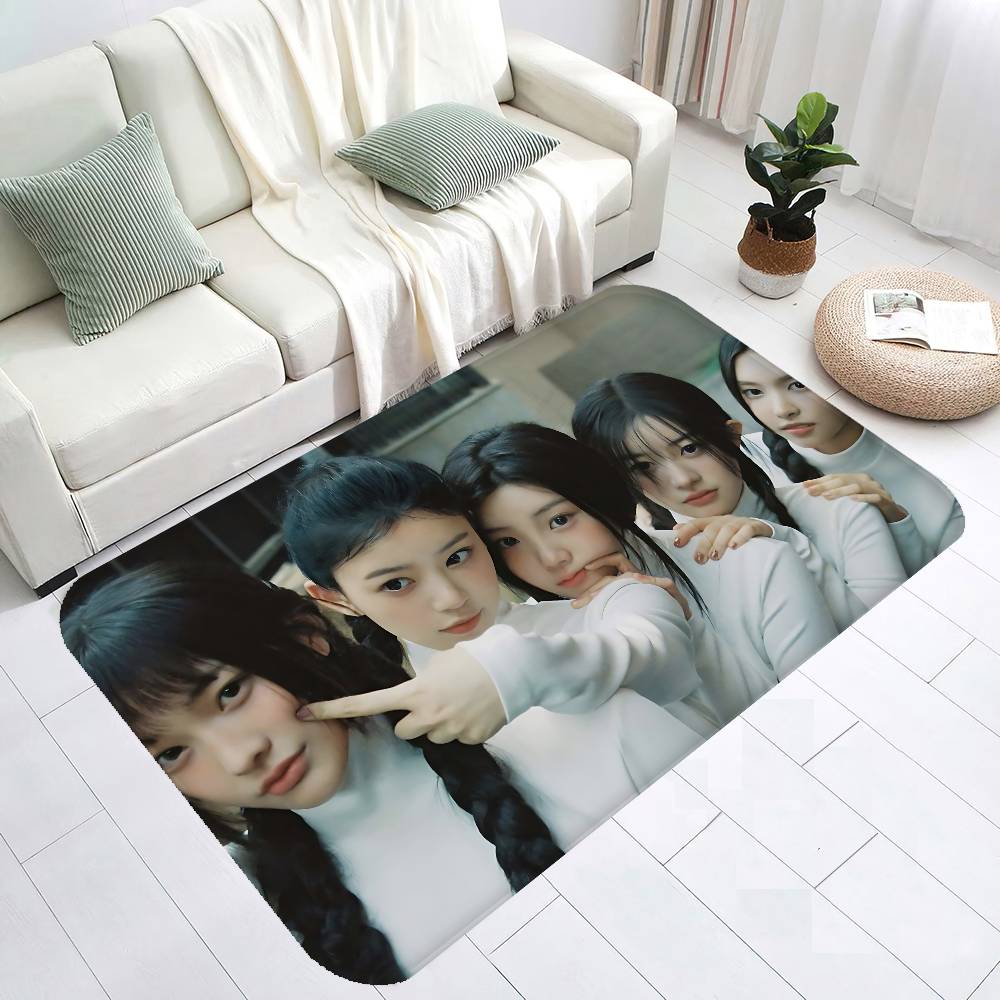 KpopグループI-Illitキュートガール玄関マット北欧ス - Home Textiles Group のレビューと価格